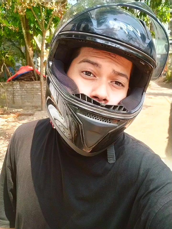 @Kowshik 7🖤🔥