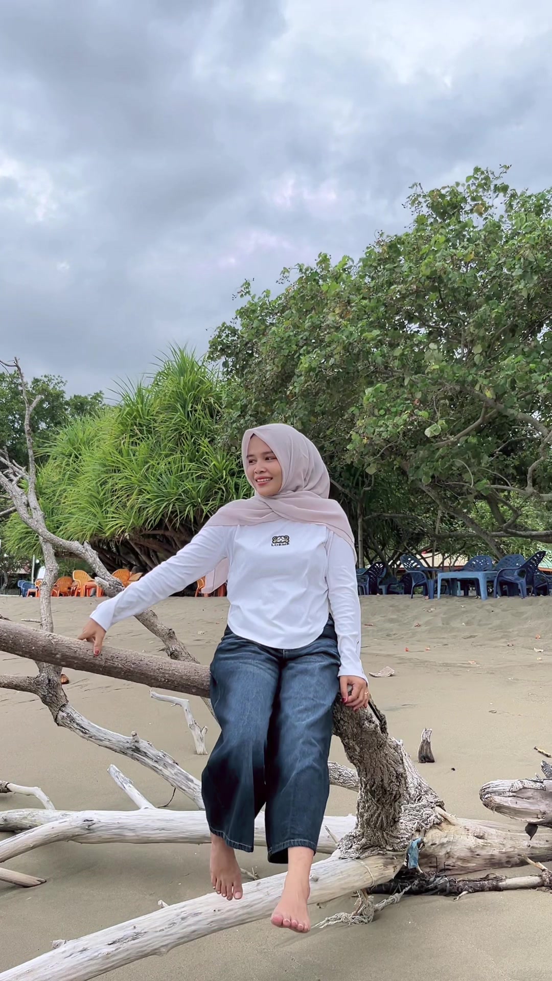 @Azizah🖤🍁