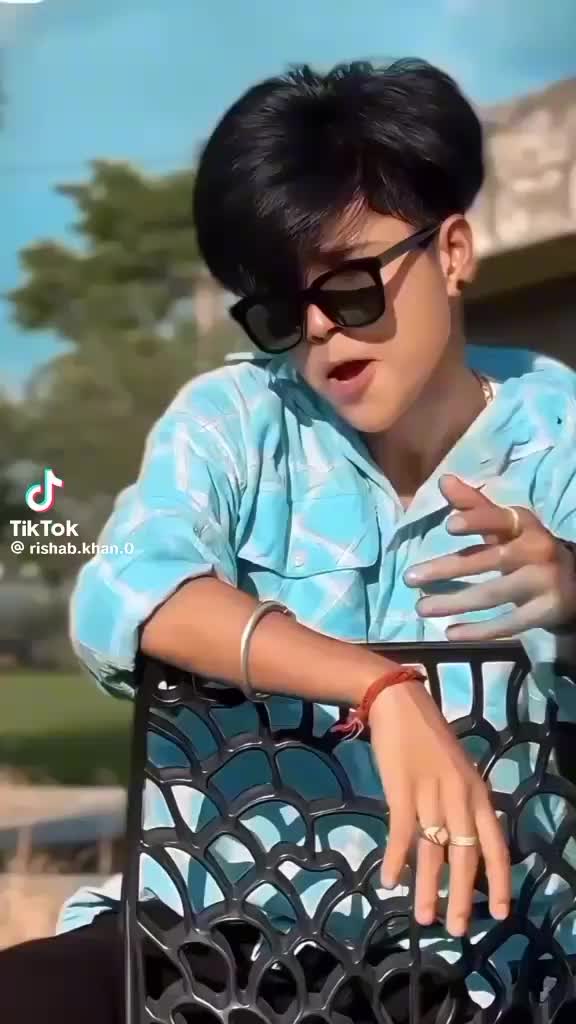 @cute Shivani . 05