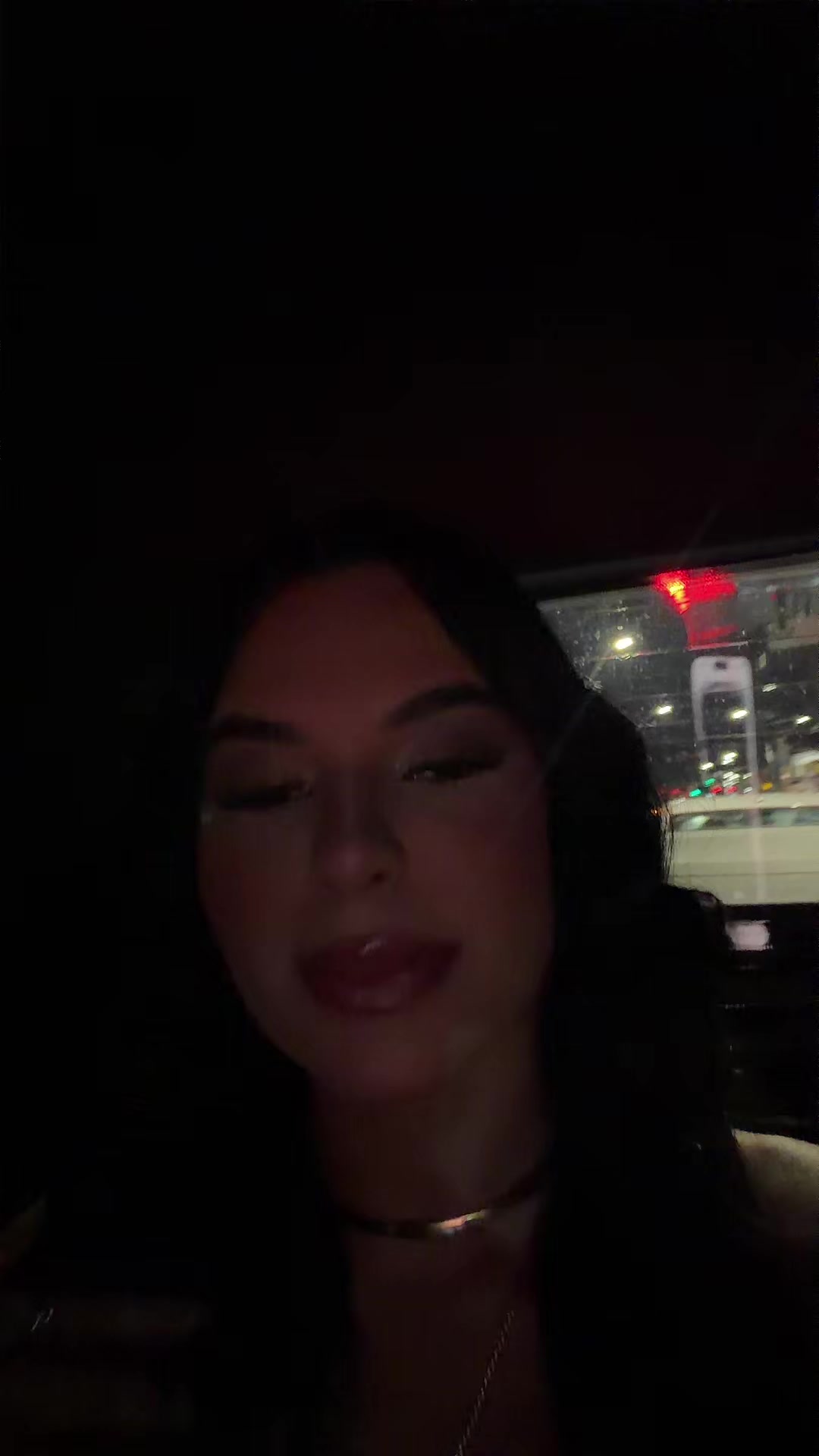 @naelypereira