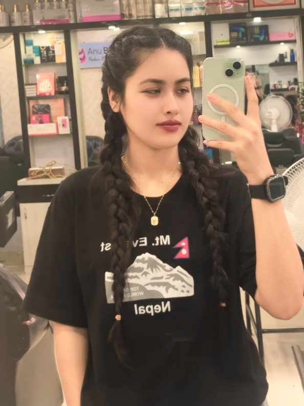 @SABINA 🦚🦋