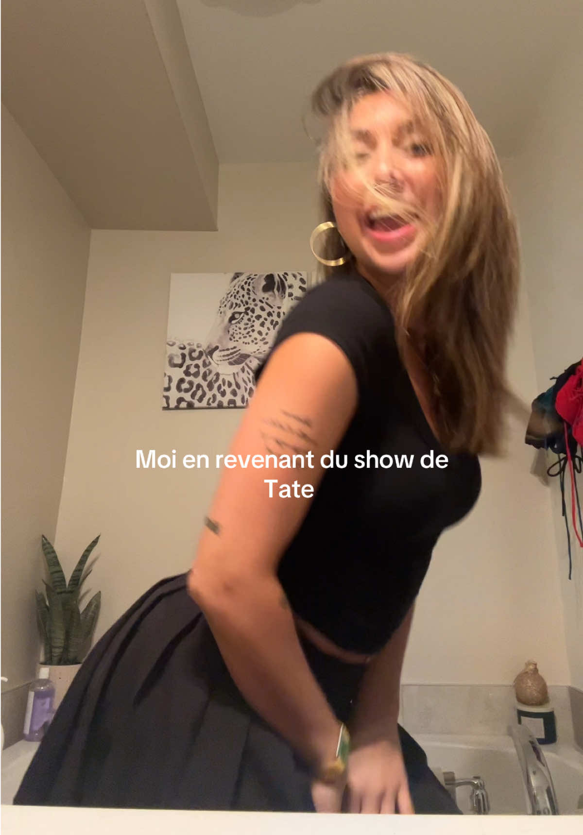 @Laurie Dara&icirc;che