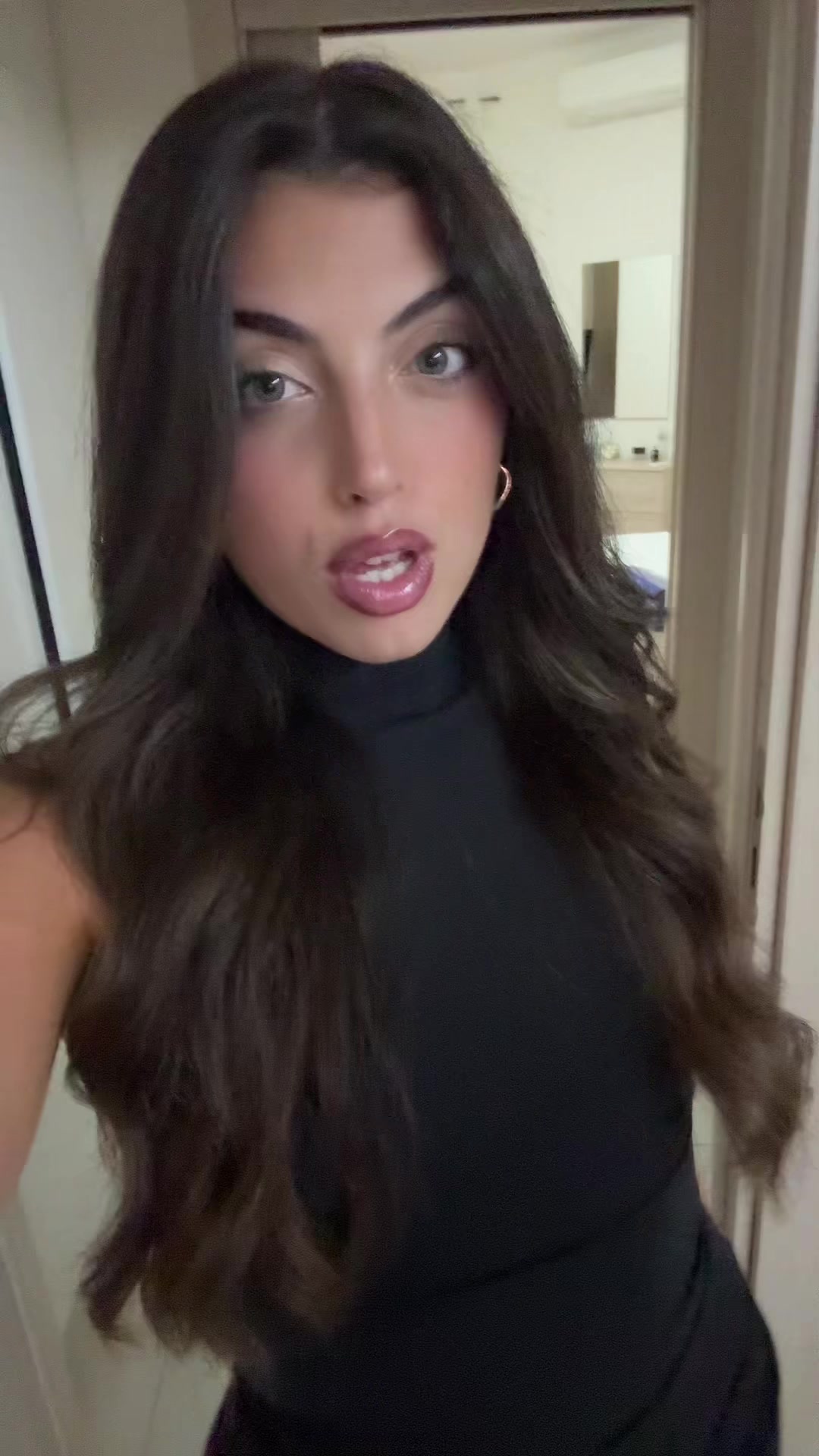 @simona