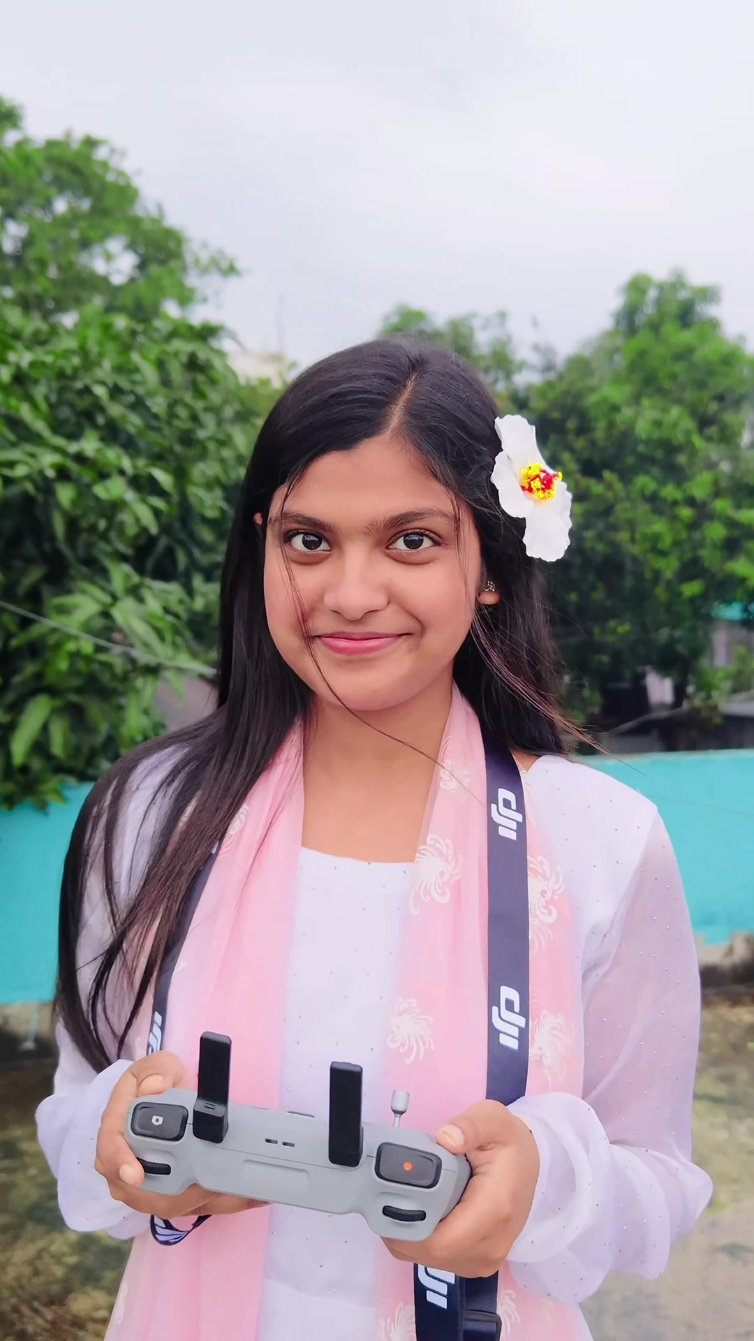 @Akhi Pakhi