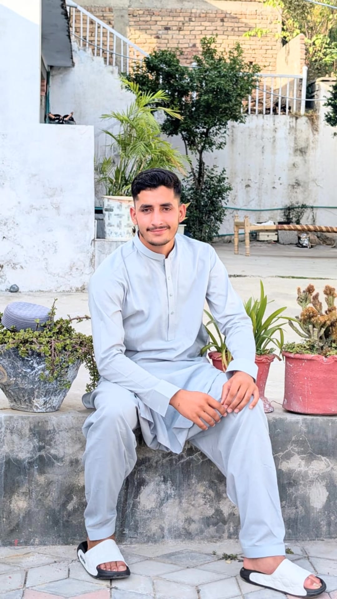 @Sallo Bhai😊