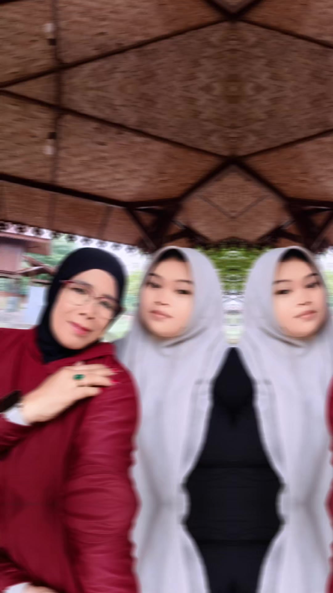 @titin