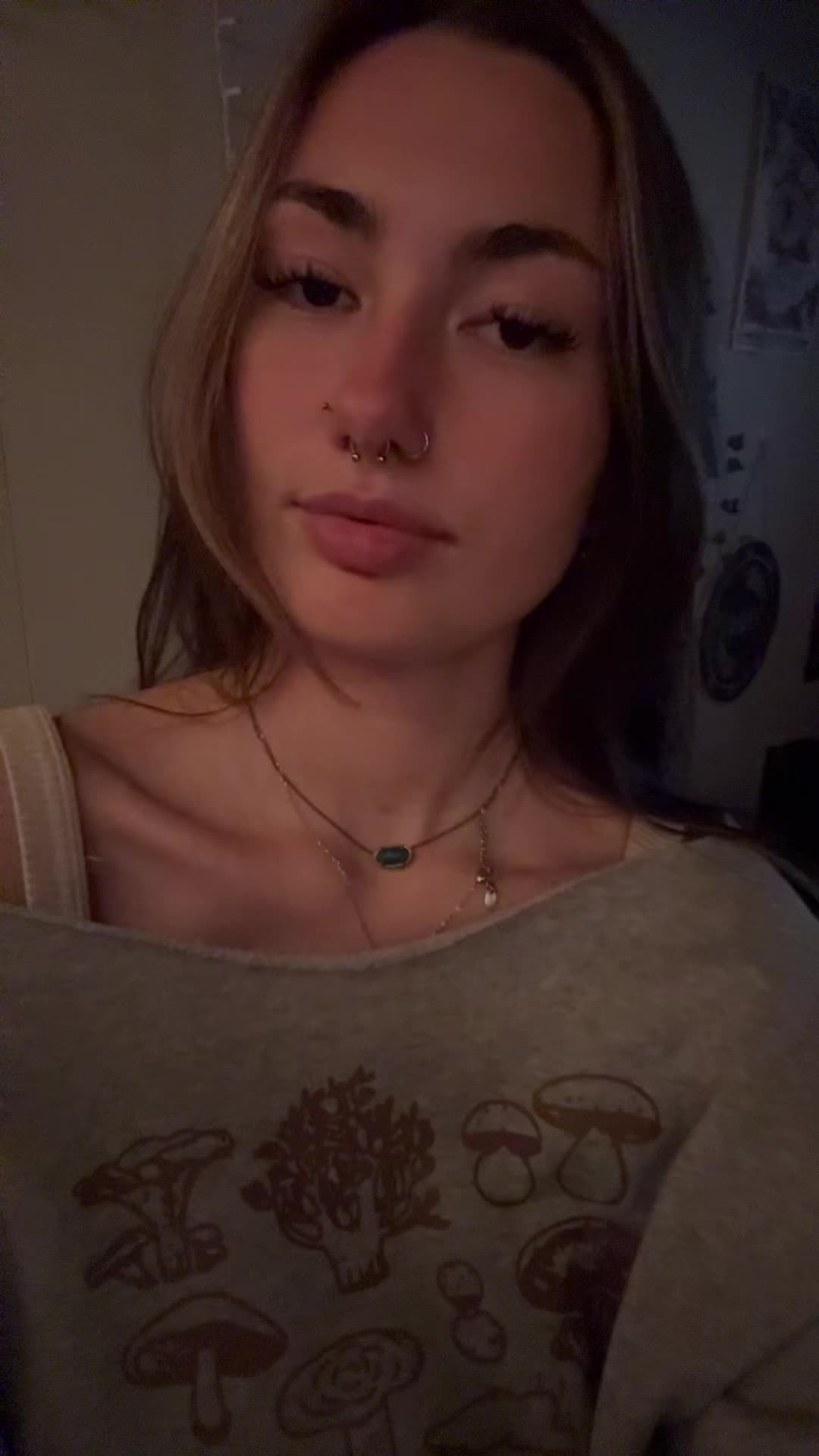 @lily j