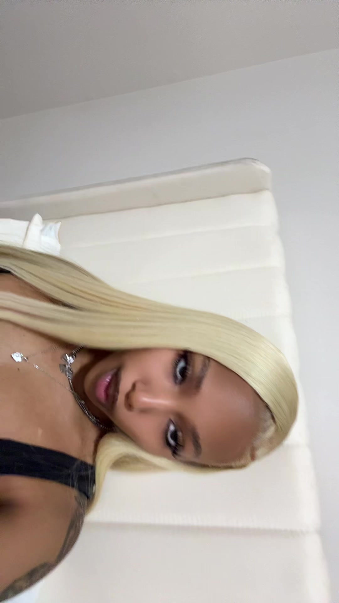 @unique🦋