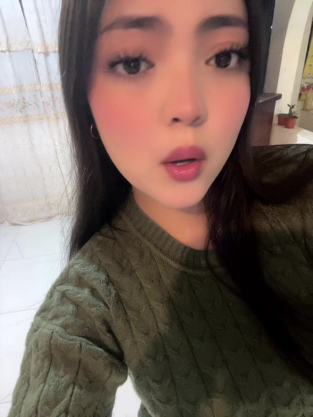 @x_naily