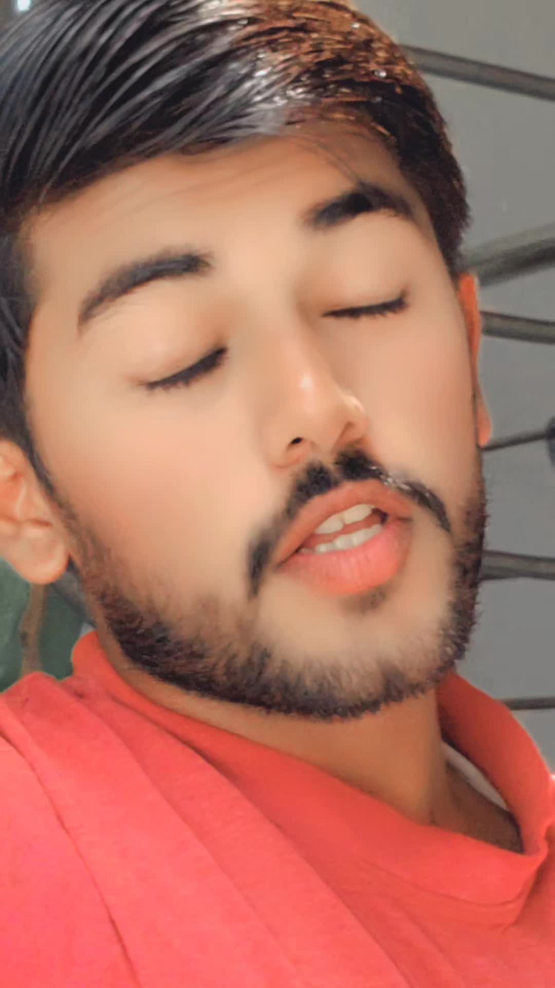 @👑 ٭マAJA٭ 👑
