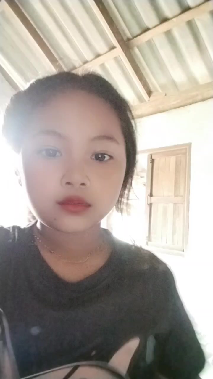 @Alweenaเป็นเพื่อนสนิทไรมีชัญญา