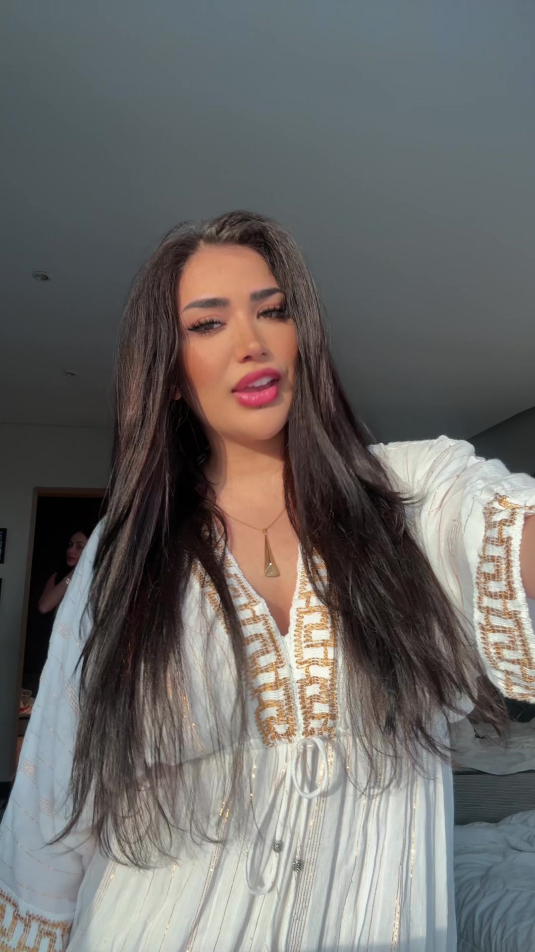 @Mahsa__eyr