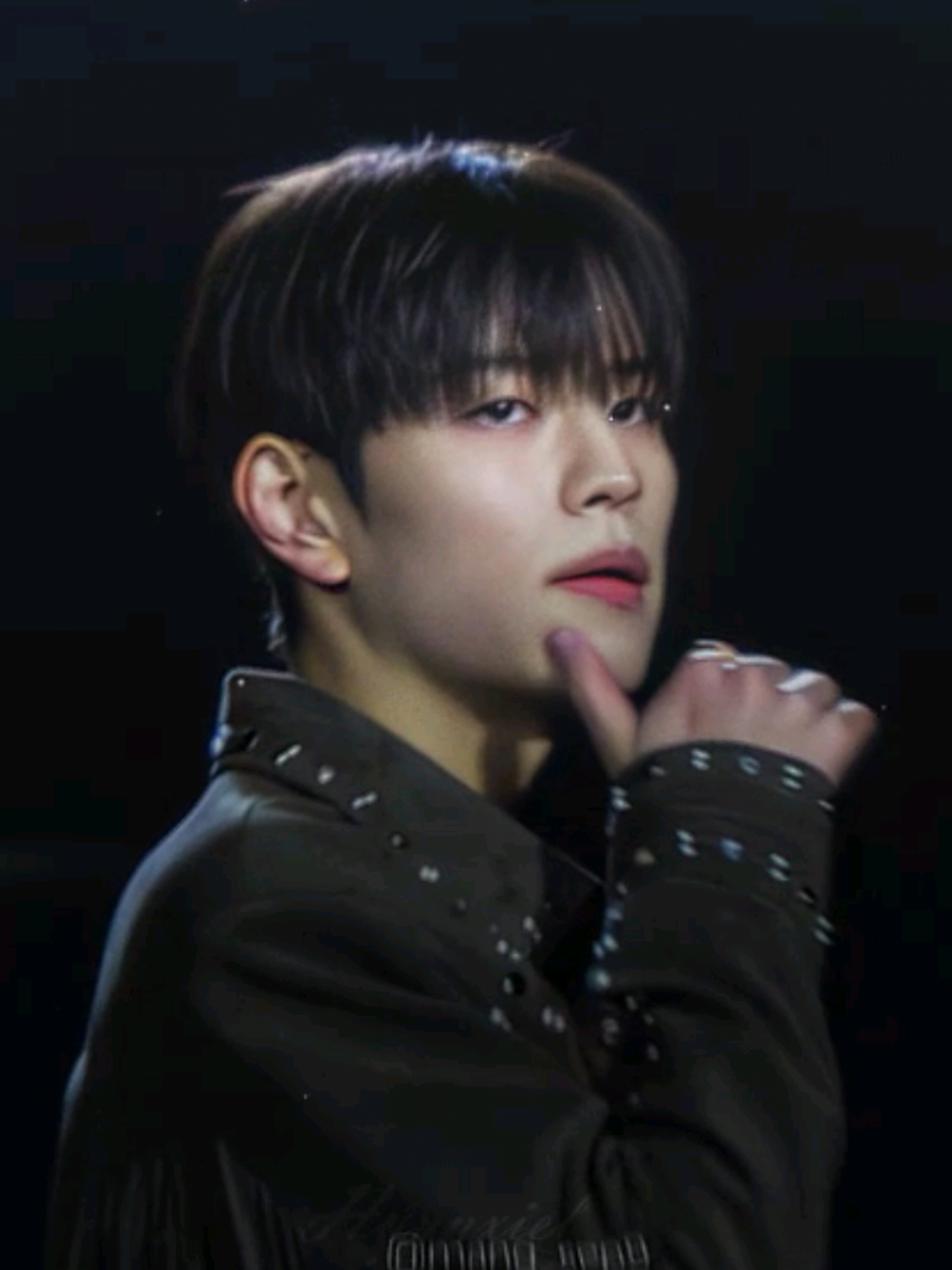 @hyunxiel