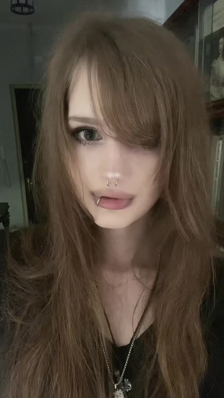 @gothgirlslut