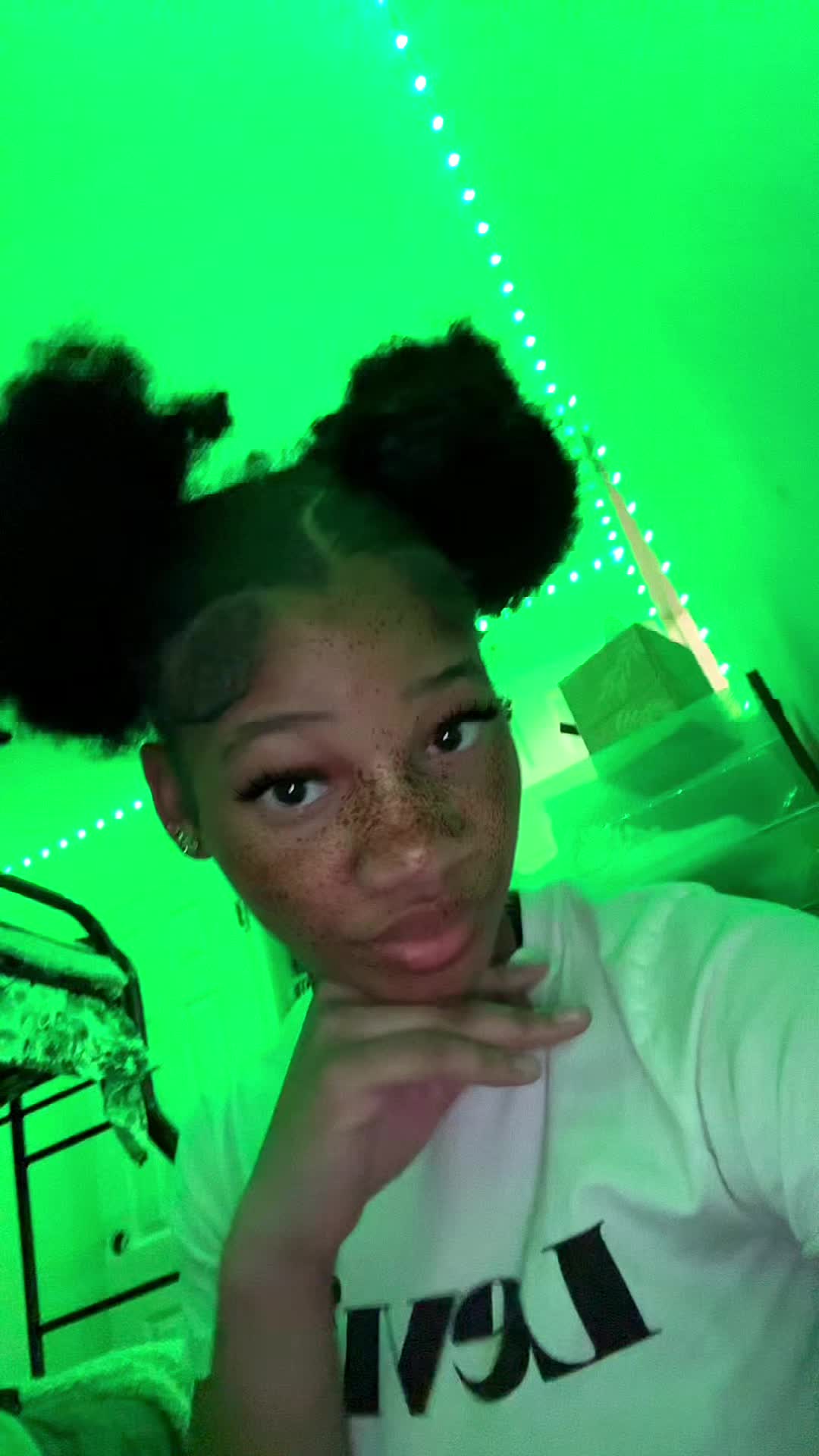 @ÇĦẼŘRŸ PĨÑĶŸ🧚🏻♀️🌸