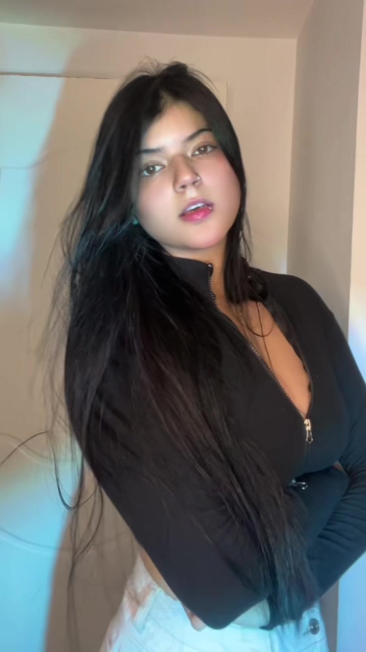 @Leydi🖤🔥
