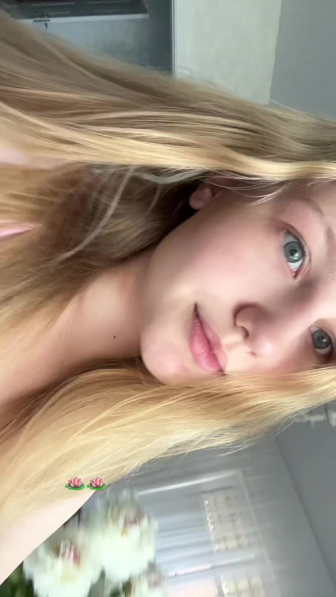 @yblonde