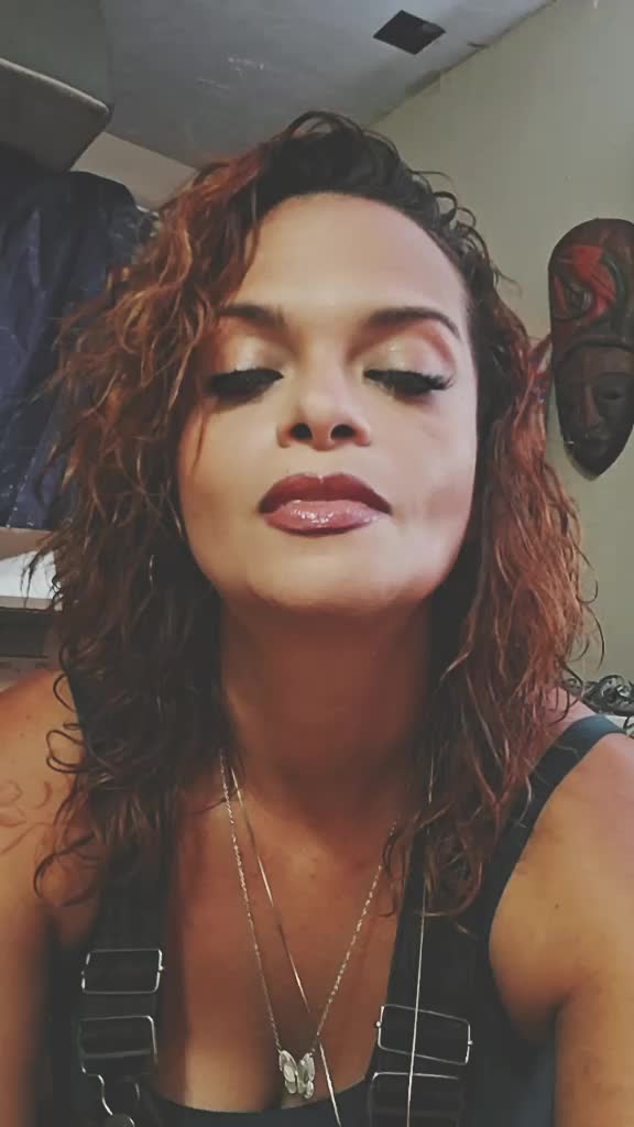 @QueenBeetheRealest1