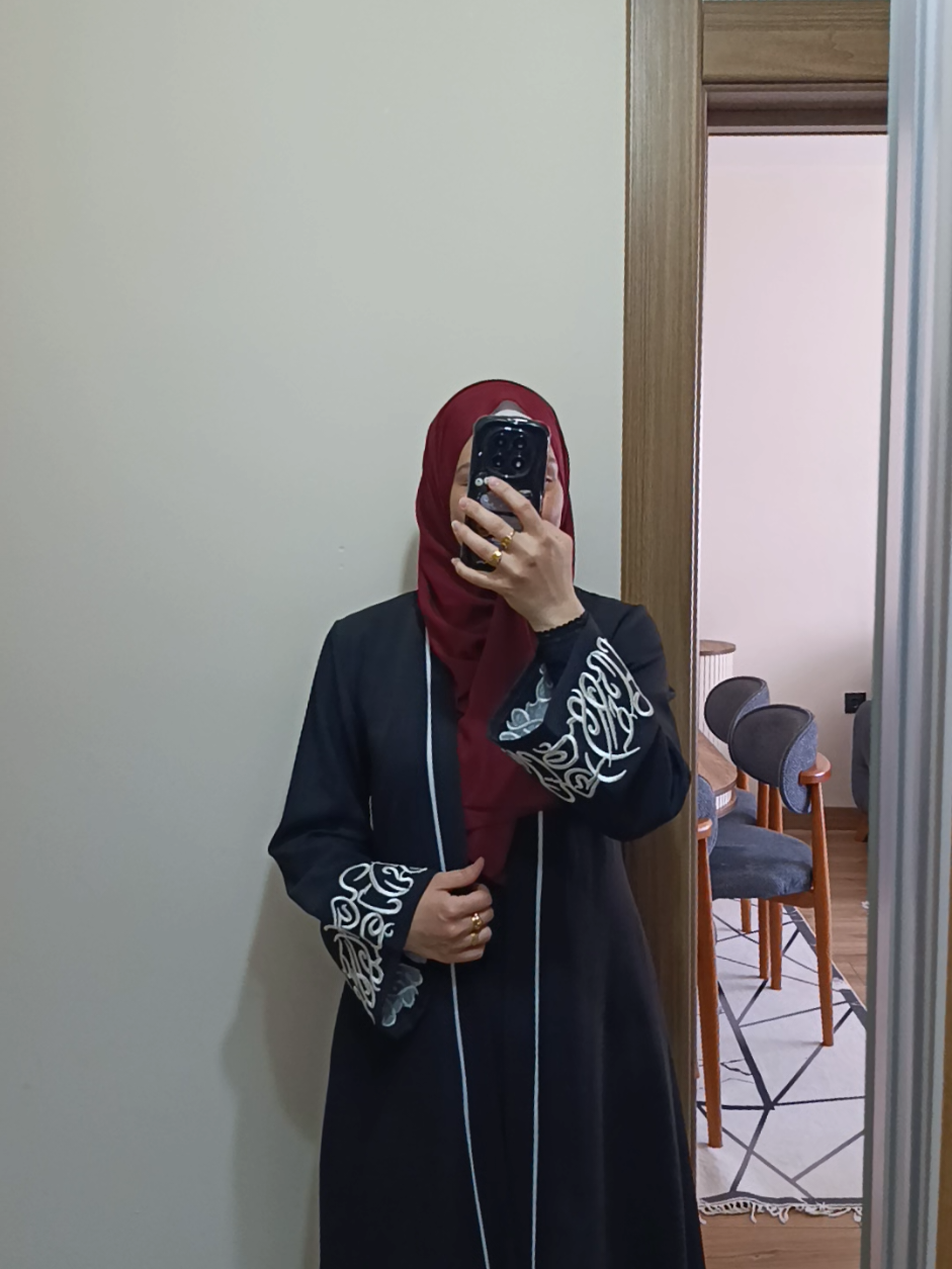 @Abir🪻