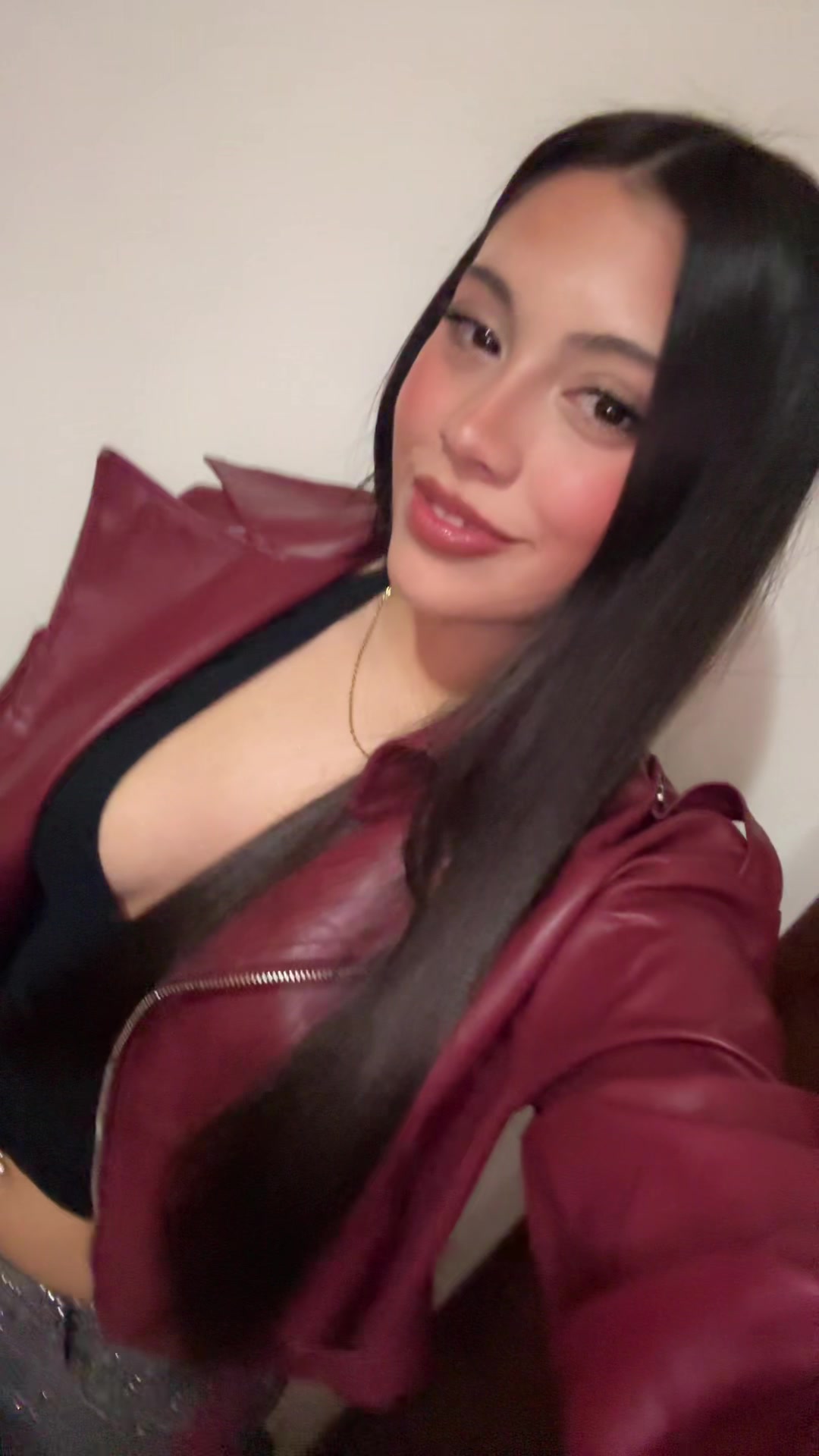 @maiᥫ᭡