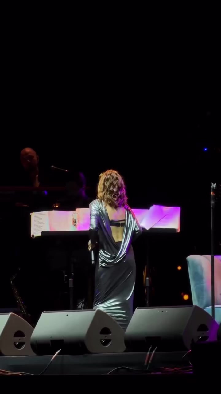 @Yıldız Tilbe
