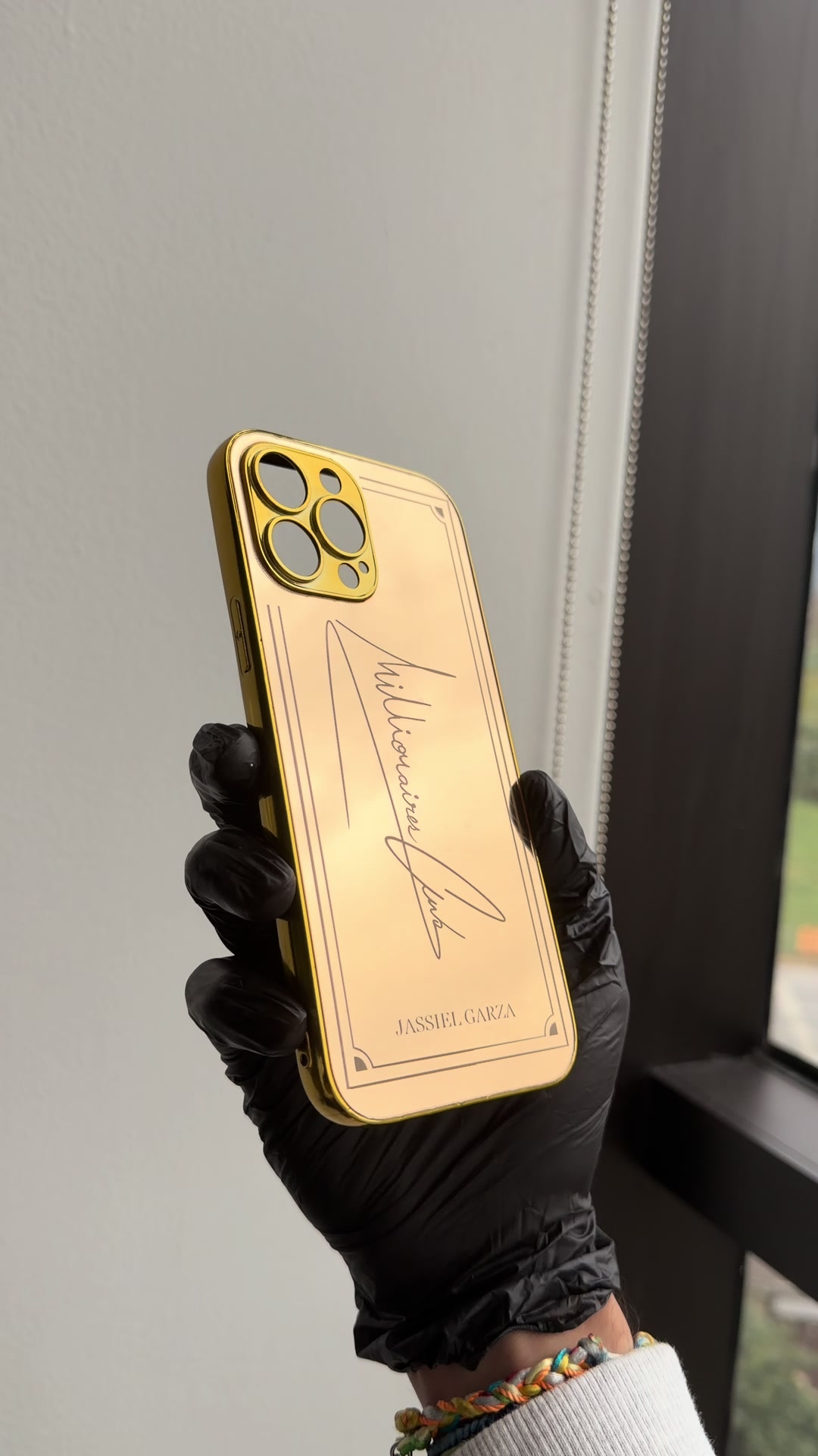 @Luxurycoverco