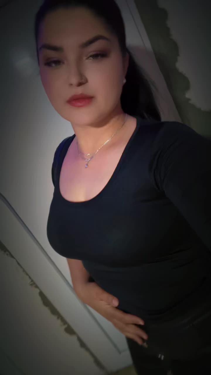 @Lanaaa_01