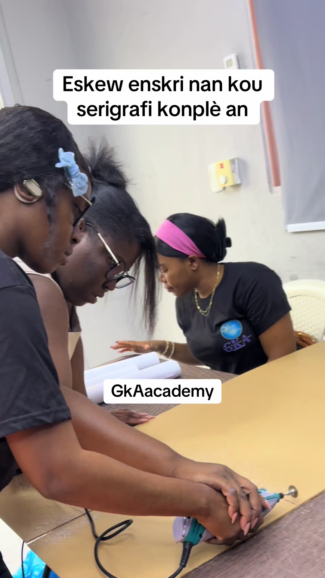 @GKAaCADEMY