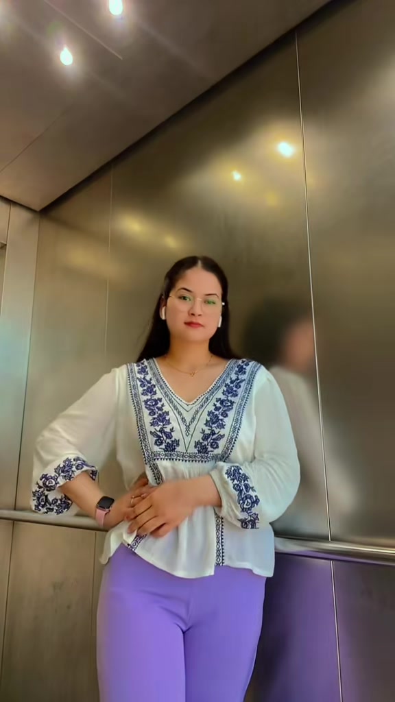 @ℝ𝕒𝕤𝕙𝕞𝕚🦋🥰
