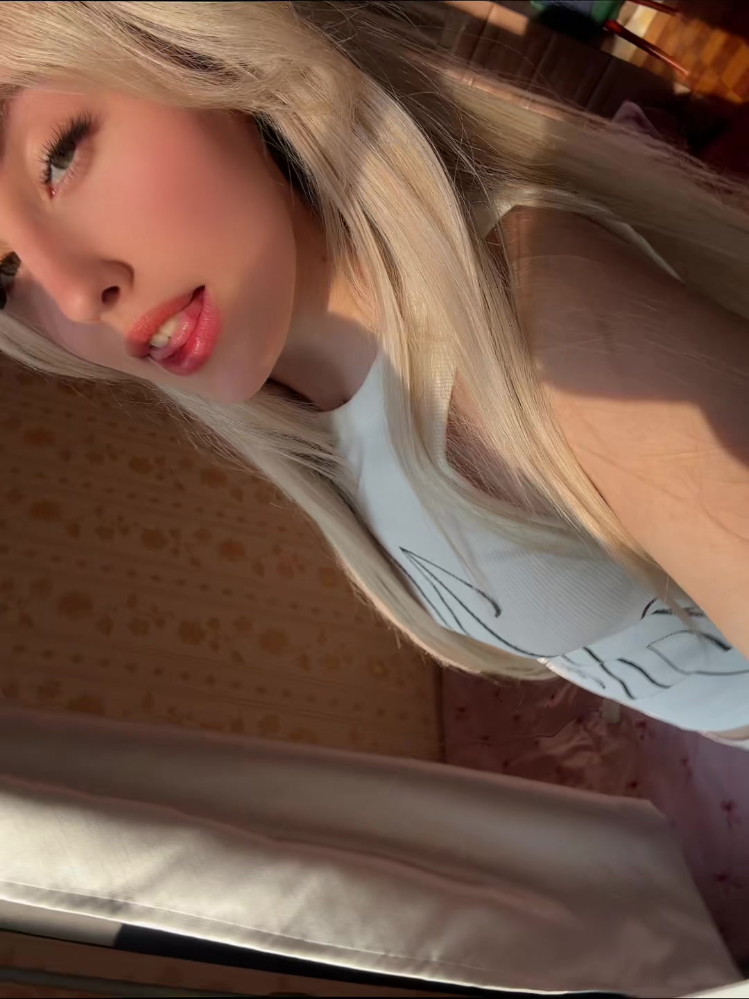 @соникс@);;