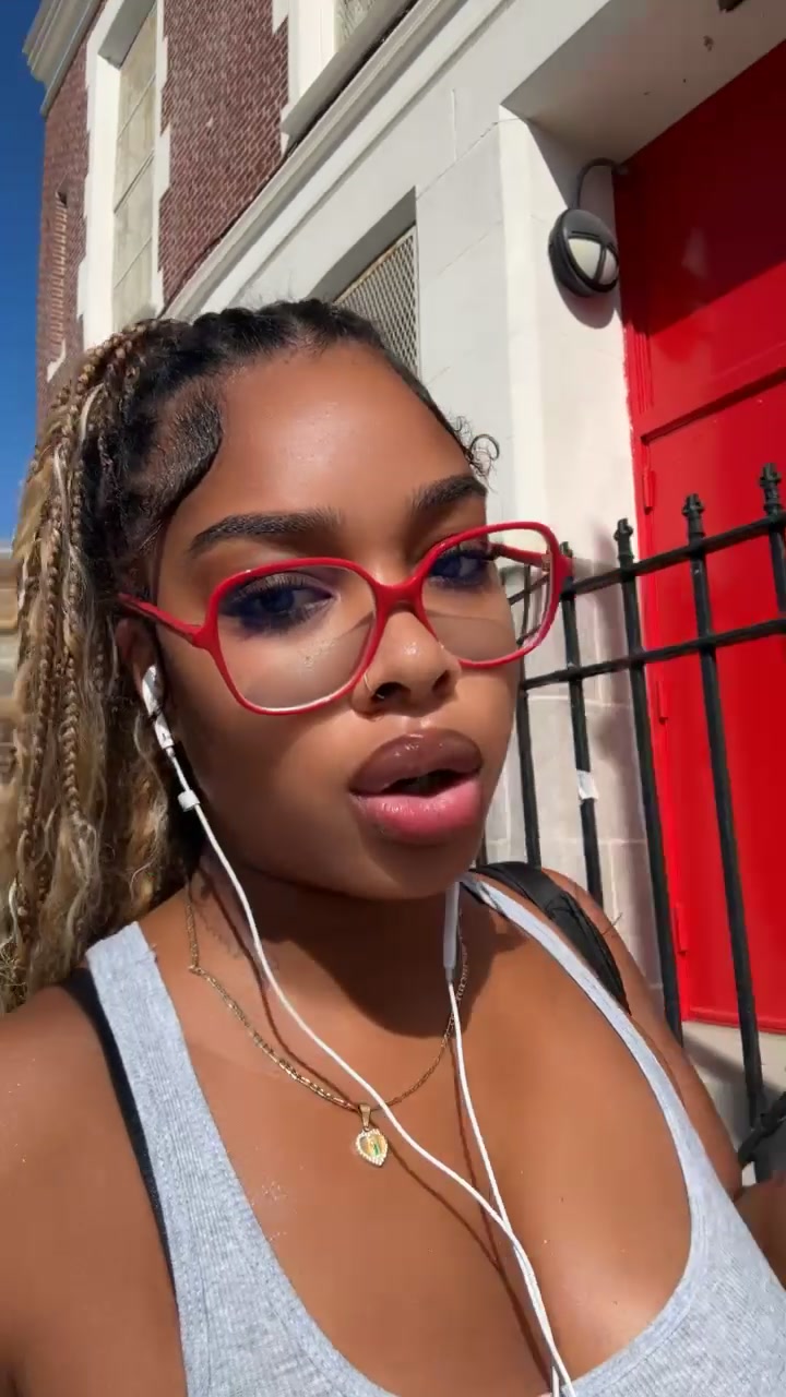 @Prettyincharge