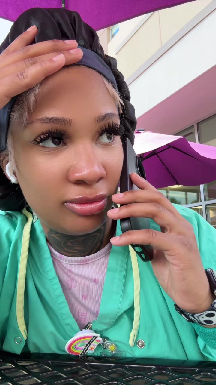 @RosegoldXO