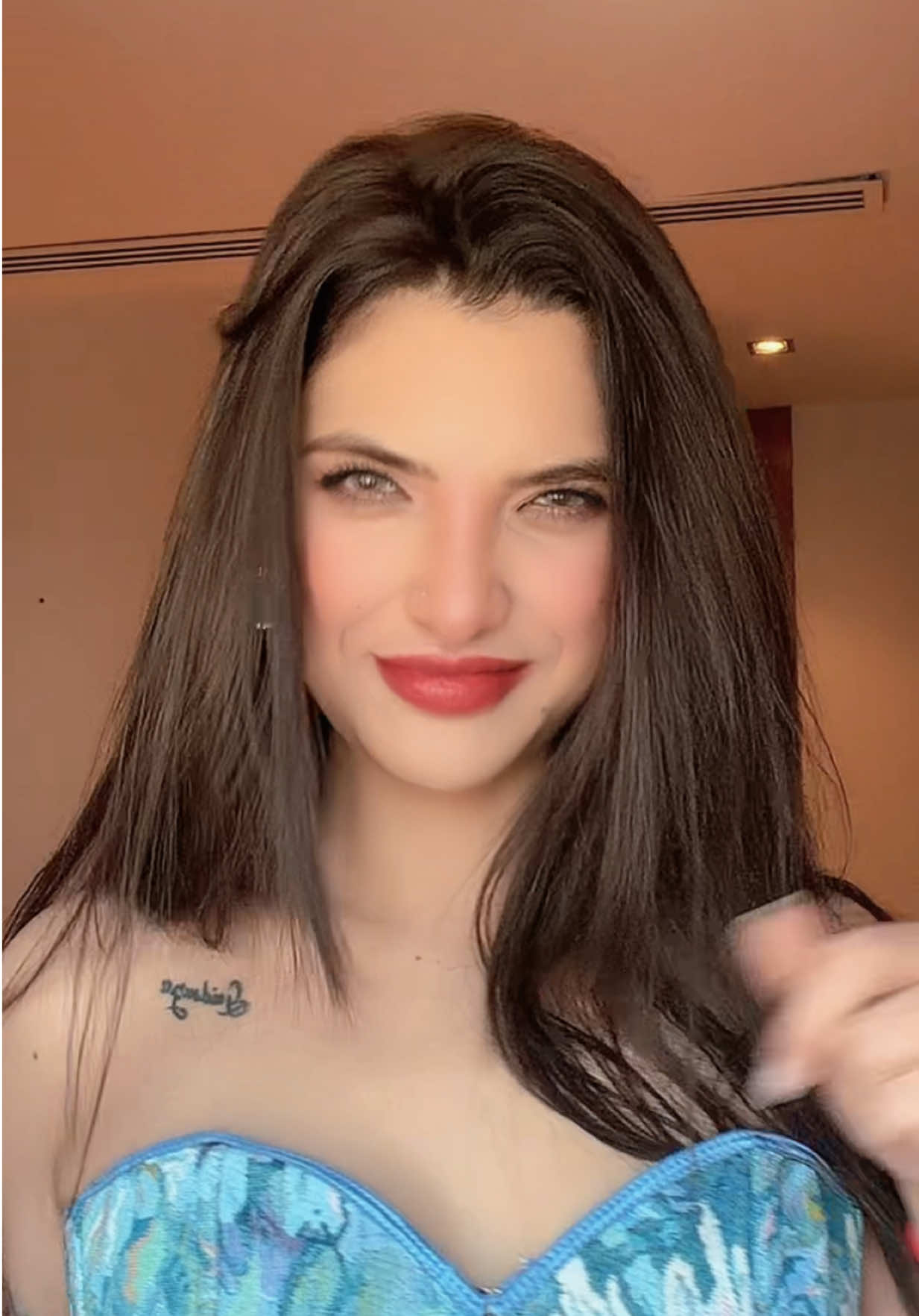 @✨نور ڤيدوز في دبي 💎🇦🇪