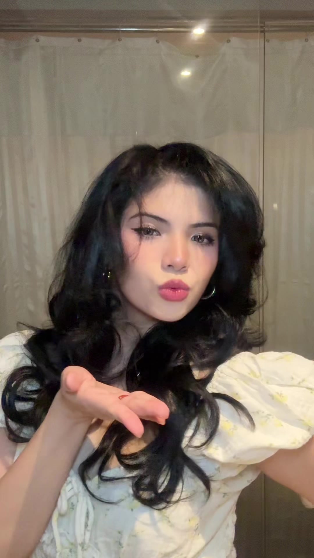@lauren