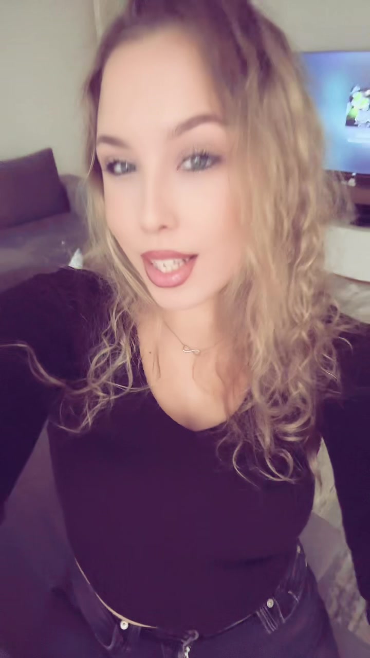 @💋