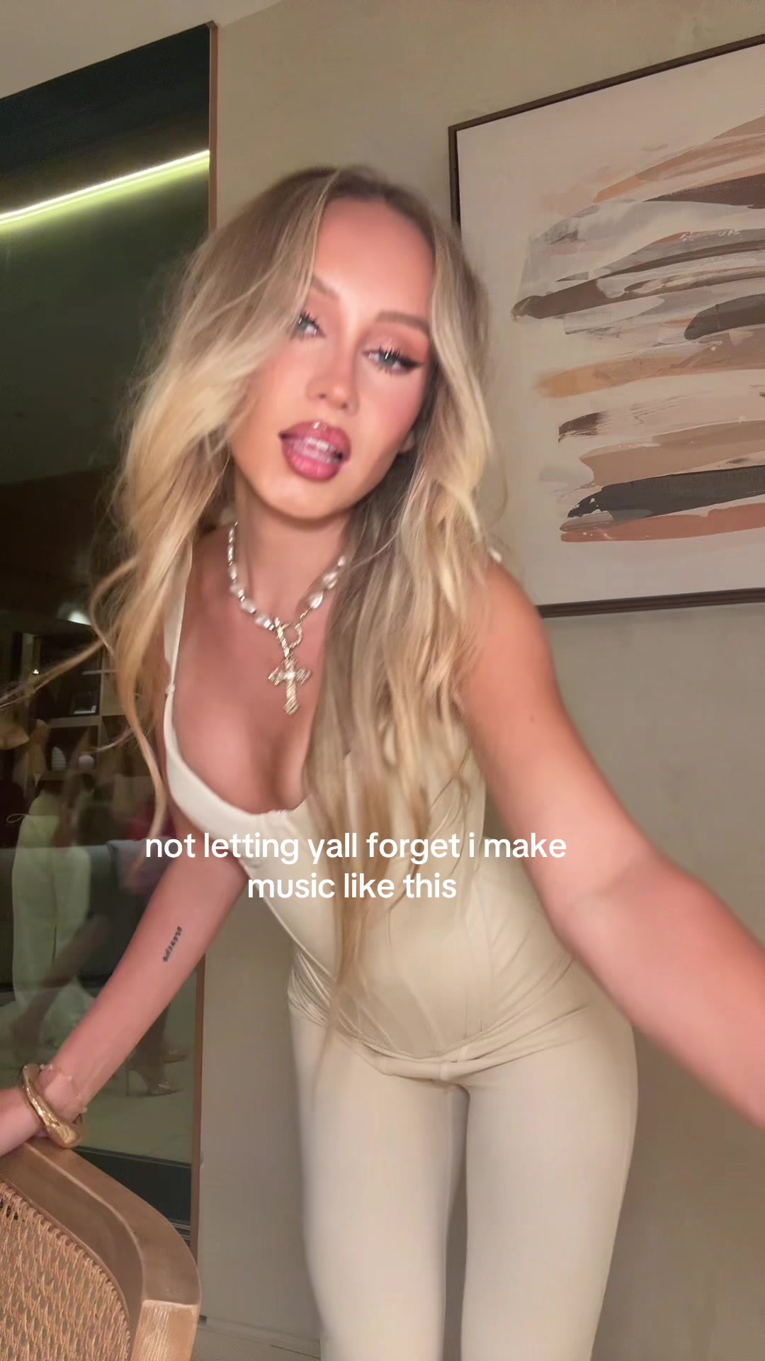 @alison ogden 🎀