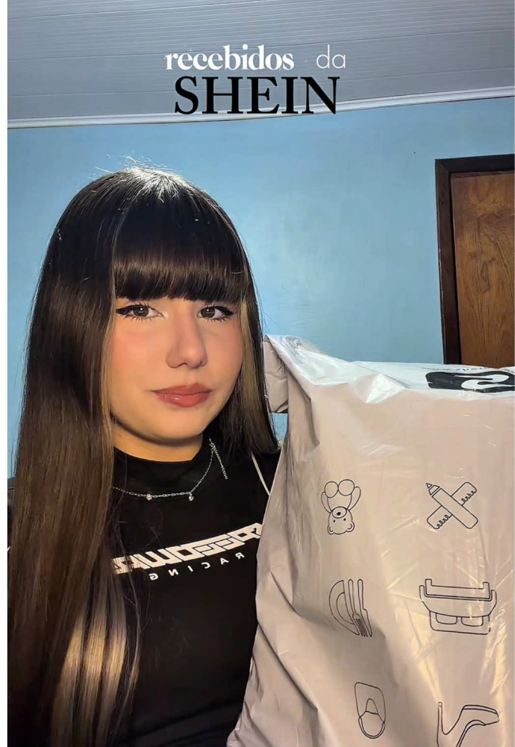 @Ellazoka