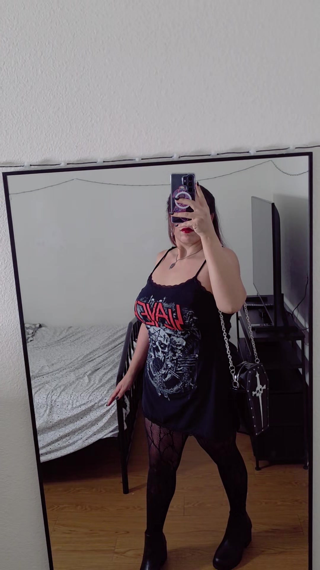 @Cherry_Bomb🍒