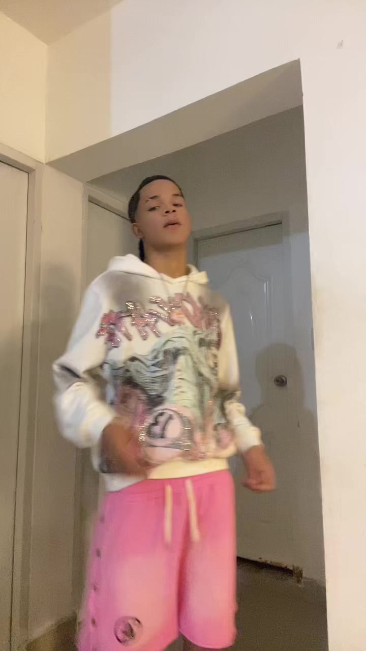 @Eᒪ ᗰᗩᔕ ᗪOᒪᒪ⭐️!