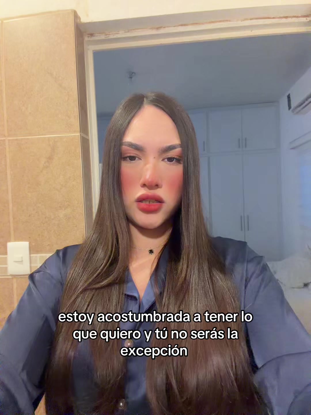 @nicolehertor