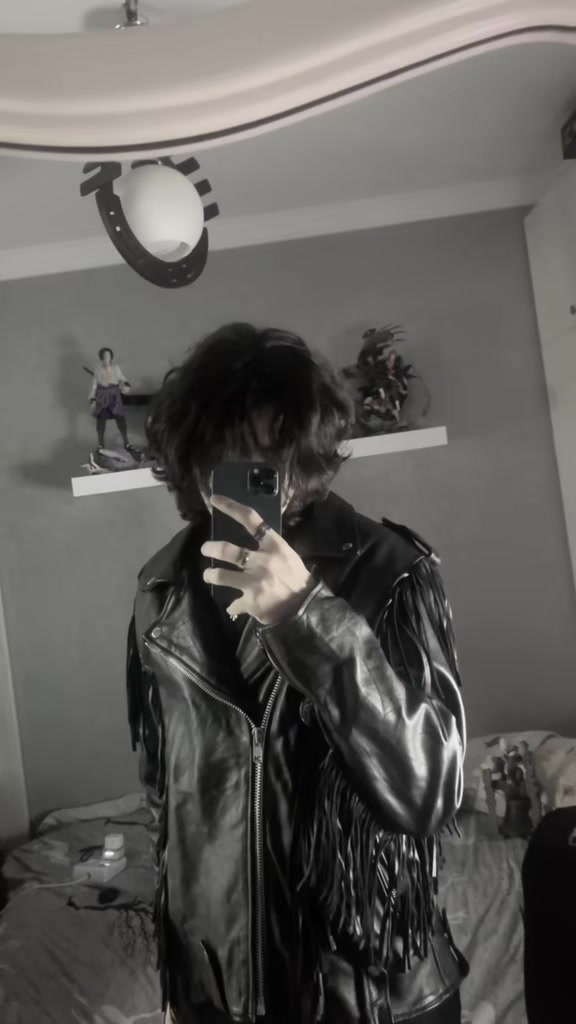 @blooodyravenn
