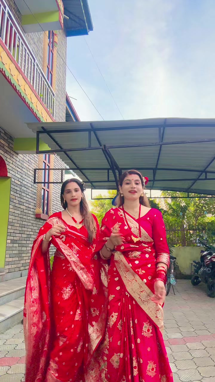 @🧿Saru❤️Deepak😘