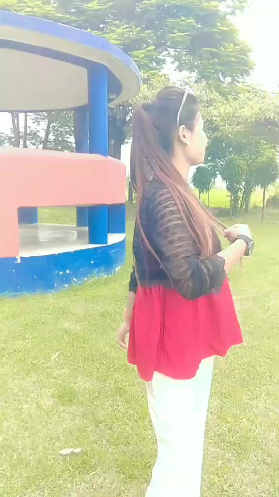 @Xoti(•‿•)