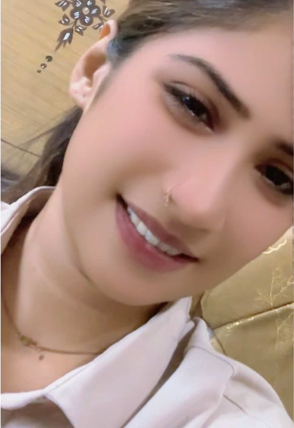 @Mahii_💔_Khan