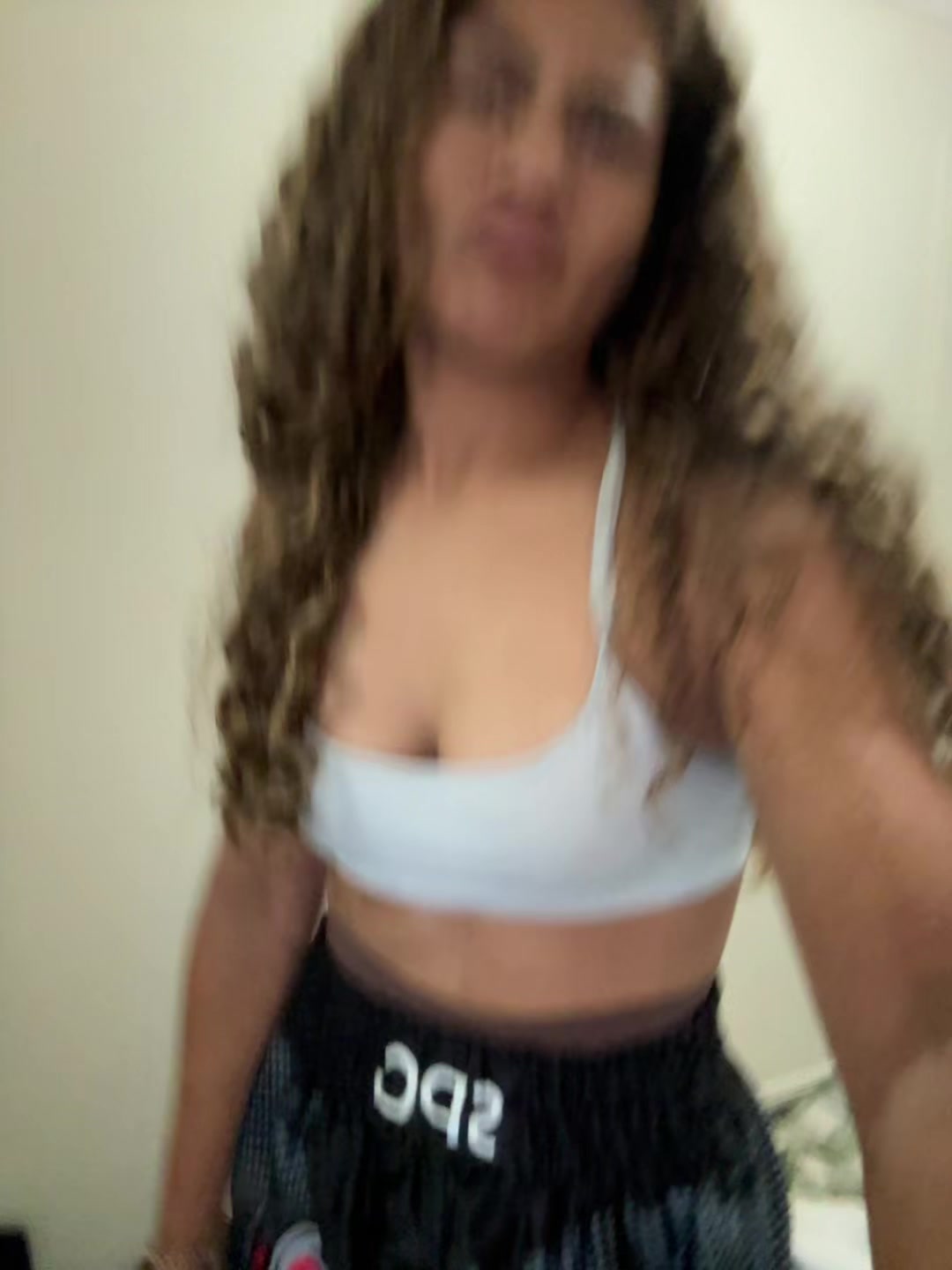 @…