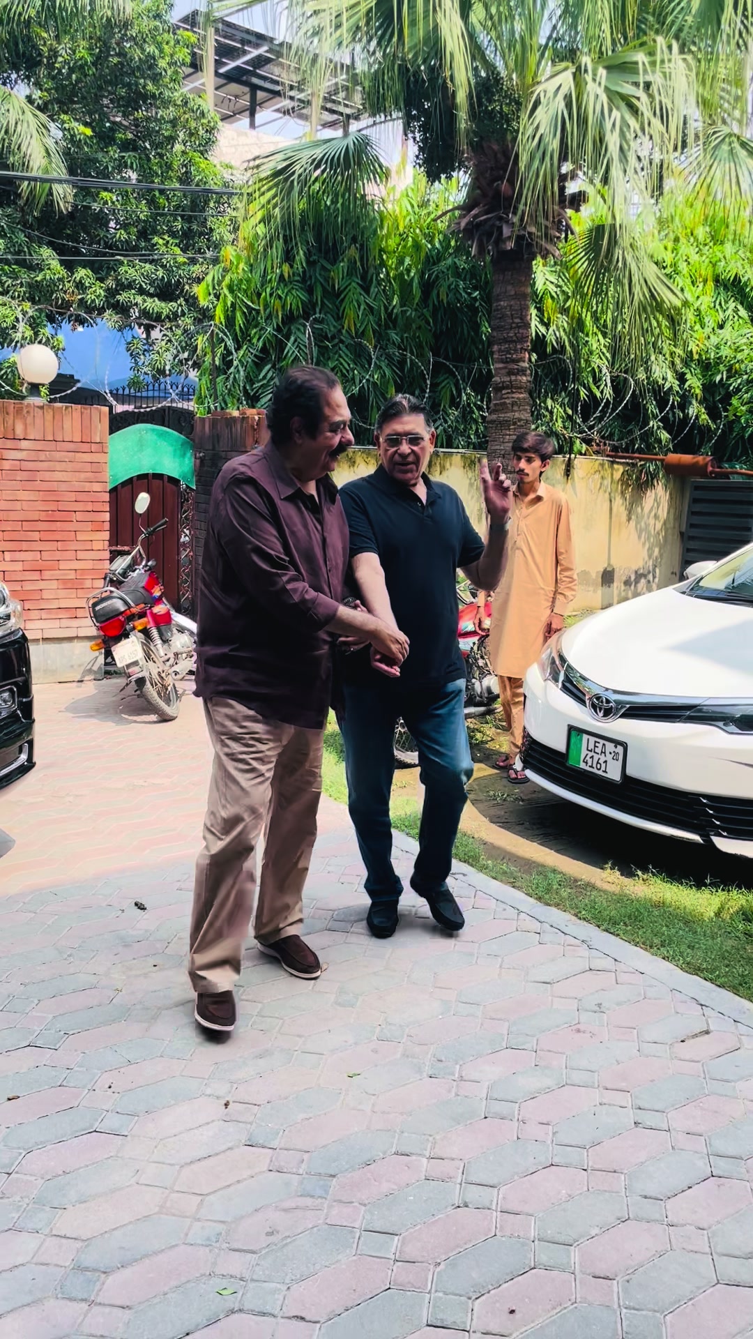 @Sardar M Asif Nakai
