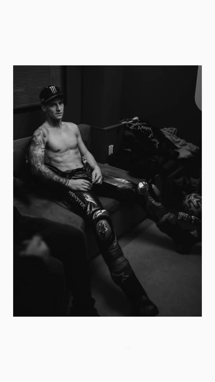 @JetskiLover