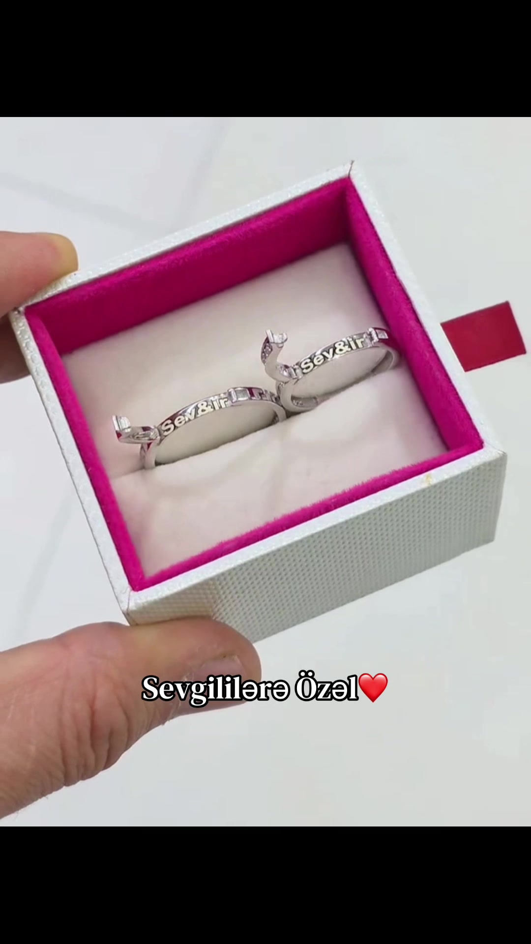 @Gumush_sep_qolbaglar