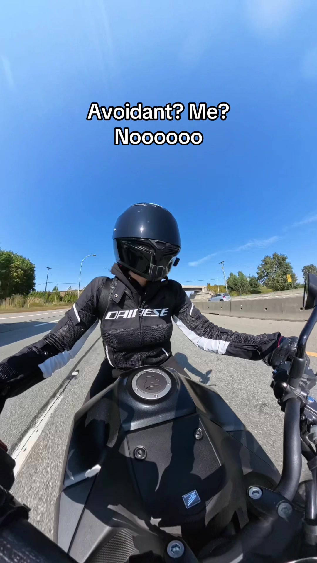 @Tessa 🏍️
