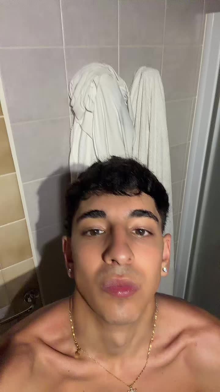 @Chrisss🌊